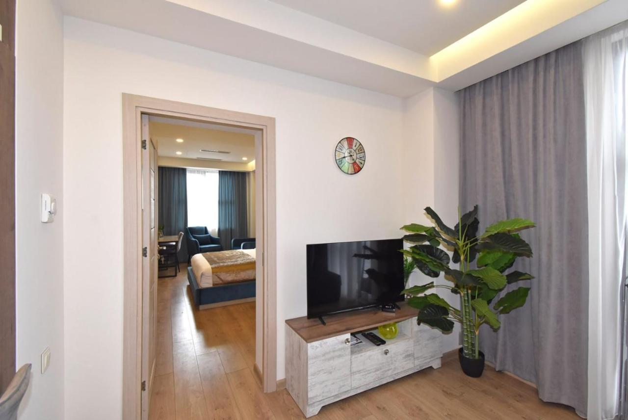 Home4You City Center Apartments Erevan Exterior foto