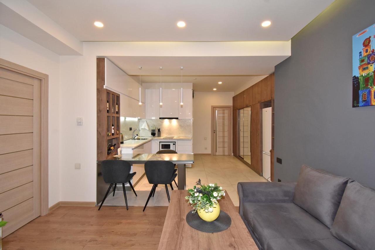 Home4You City Center Apartments Erevan Exterior foto
